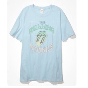 American Eagle Light Blue Oversized Rolling Stones Graphic Tee